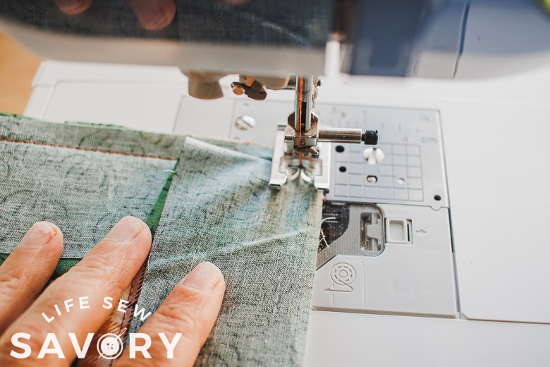 sew binding to edge of quilt