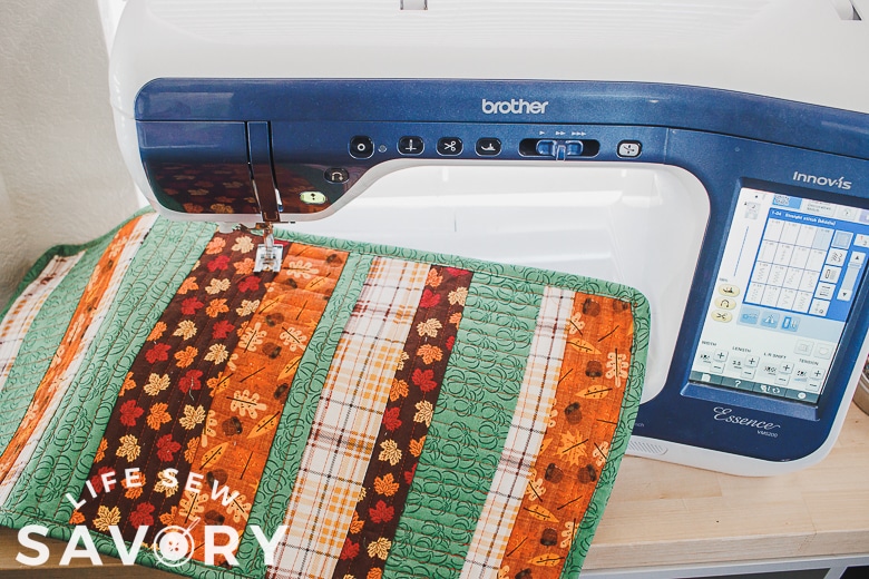 finished quilted runner binding looks amazing