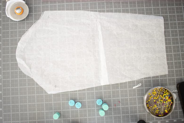 trace sleeve to tissue paper