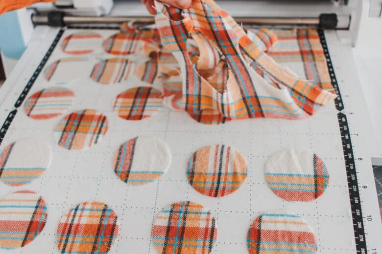 how to cut fabric with your scanncut