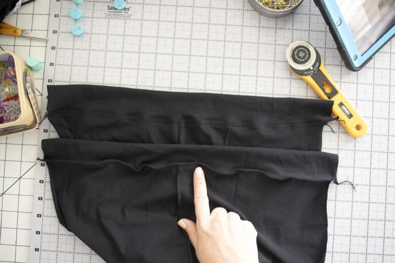 top-stitch cuffs