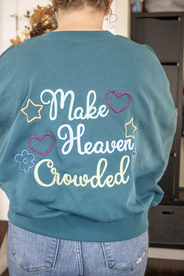 how to create a puff embroidery sweatshirt