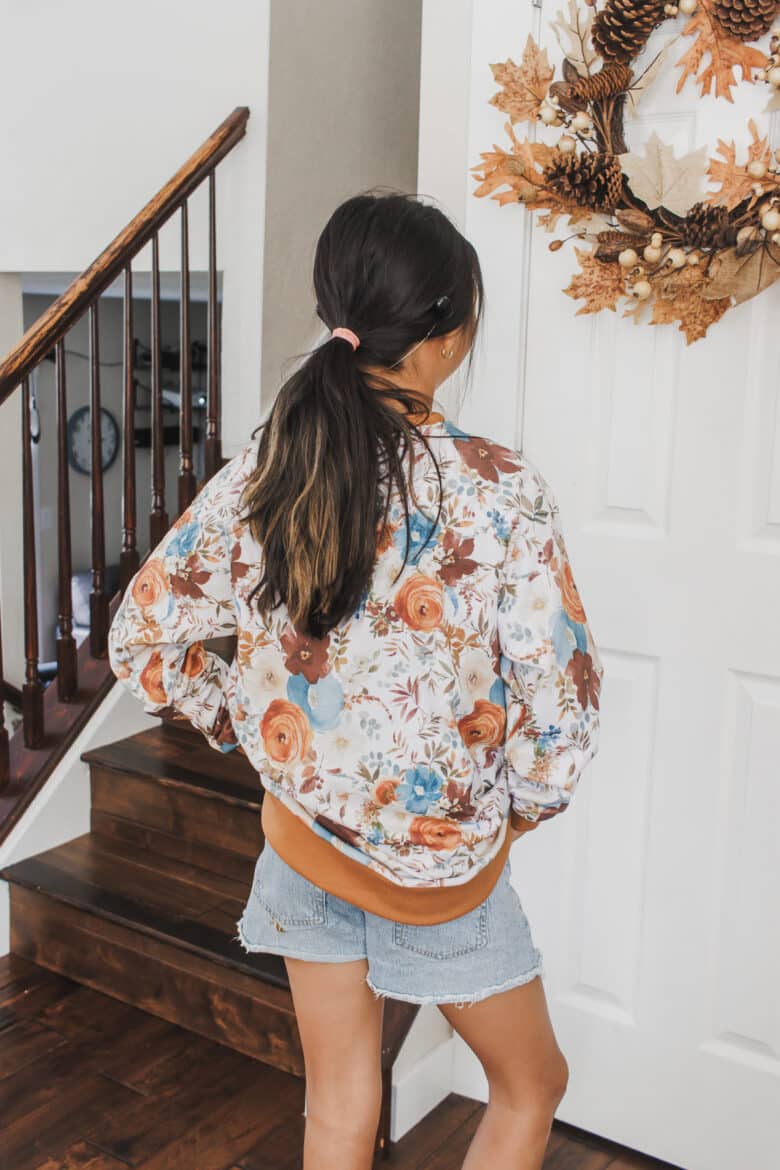 free sewing pattern for a fall sweatshirrt