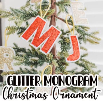 Learn how to make these cute DIY Felt glitter monogram ornaments. You can make with any letter in any sizes for a beautiful and easy ornament. Easy Christmas ornament tutorial.