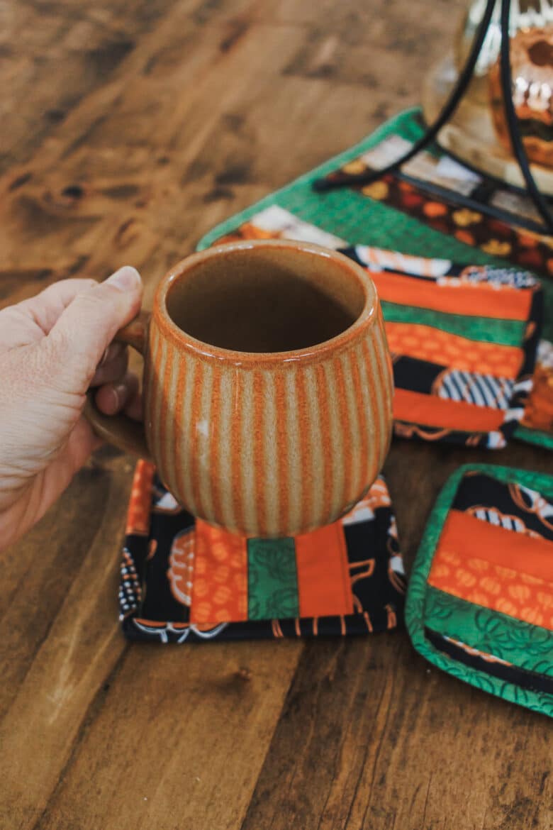 quilt as you go mug rugs sewing tutorial