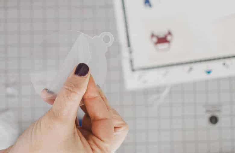 prep acrylic ornaments