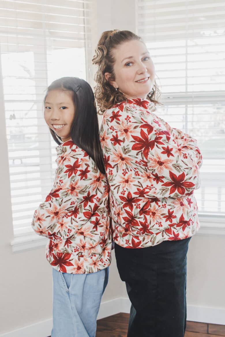 matching christmas sweatshirts sewing pattern and details