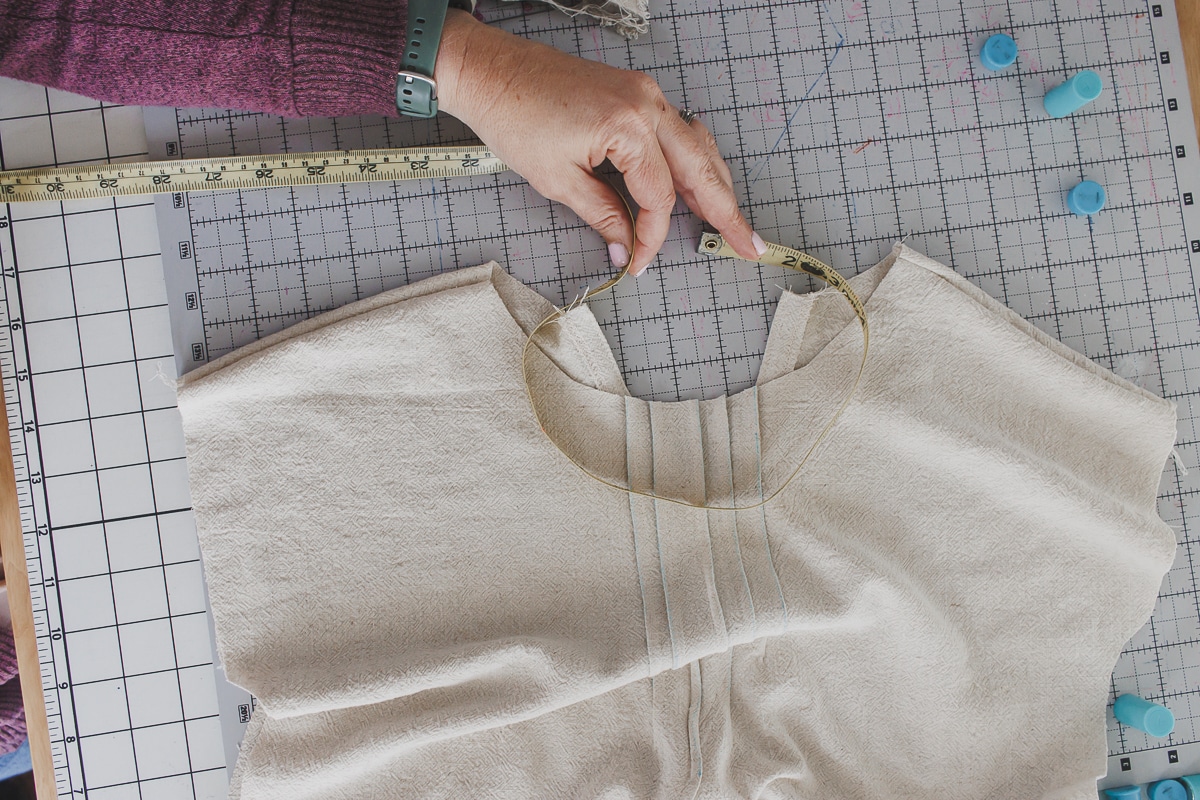 measure neck opening