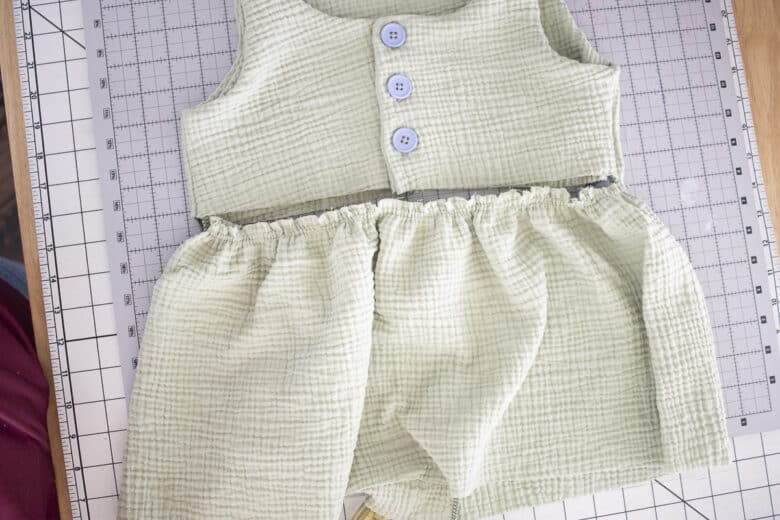gathered skirt to match
