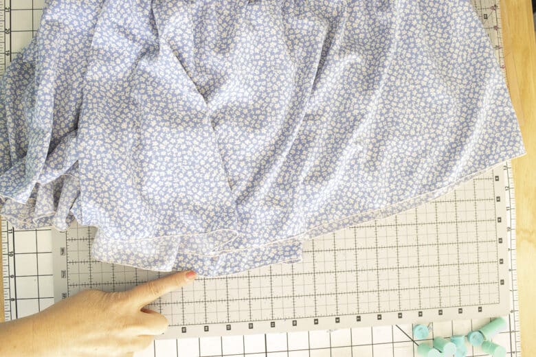 hem or rolled hem bottom