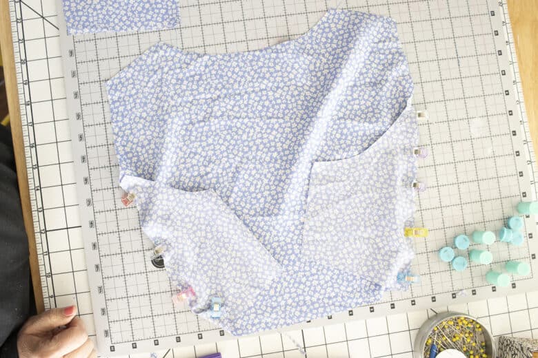 ease curves together