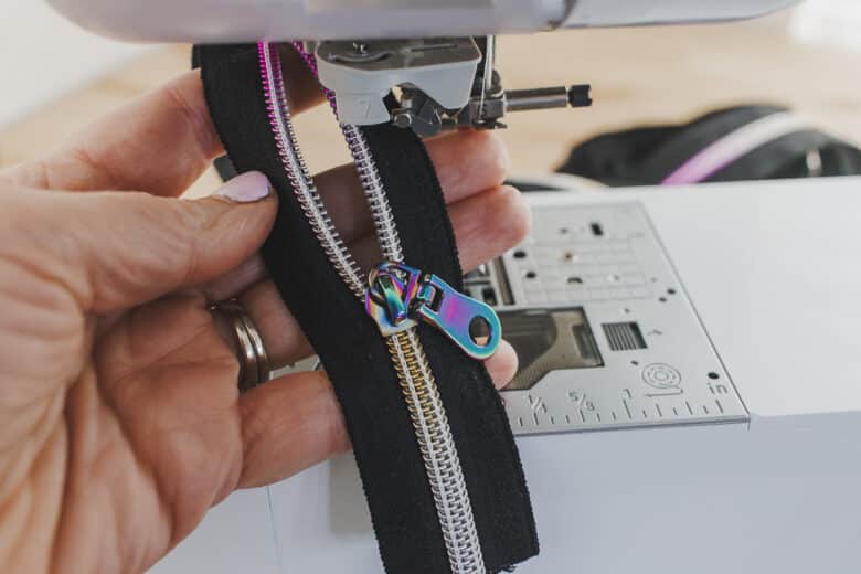 threaded tab
