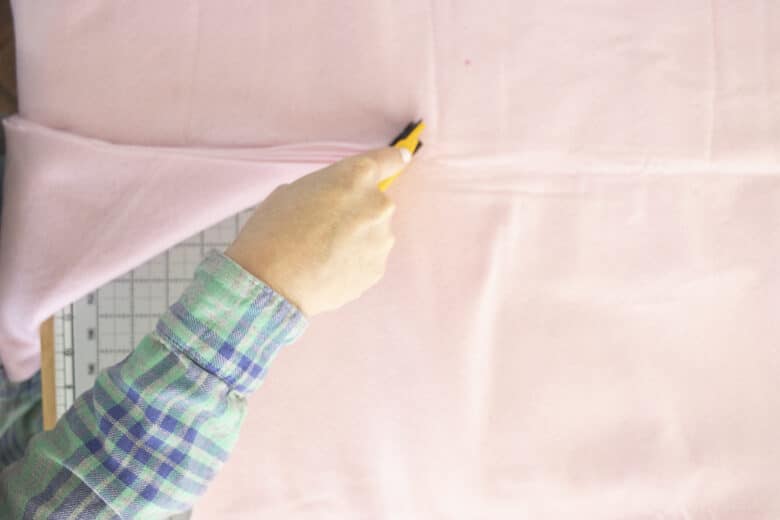 bottom edge of skirt