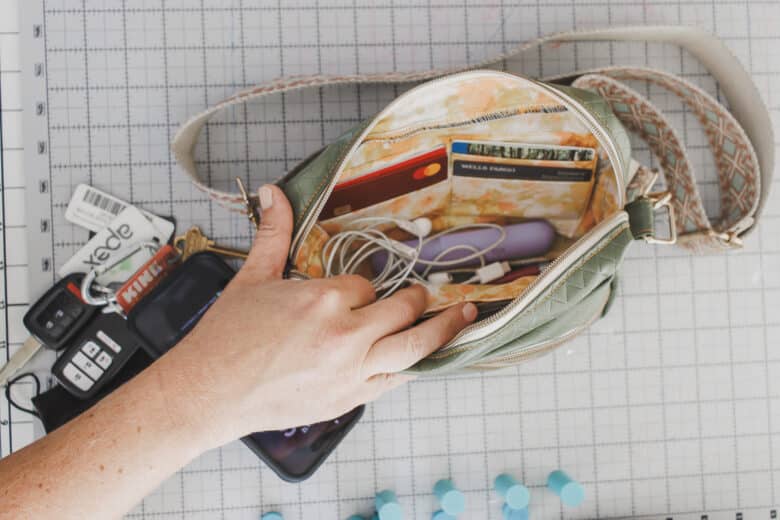 easy card holder for any bag