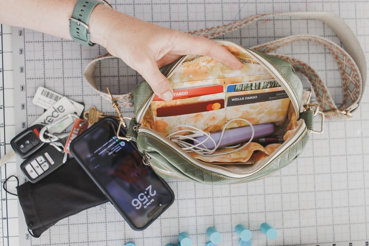 card slot holder add on to a purse/bag pattern